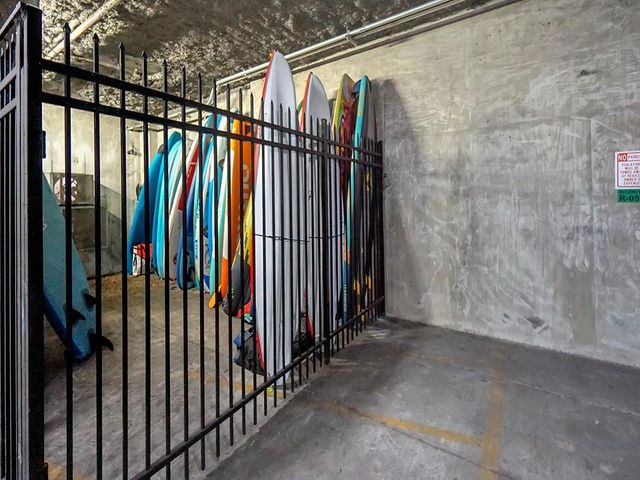 1900 Barton Springs RD 4013, Austin, TX 78704