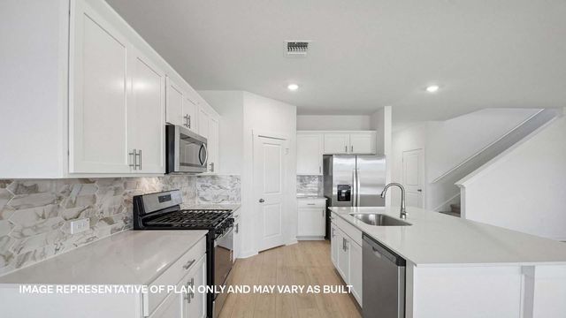 9424 Buckstitch Saddle DR, Austin, TX 78653
