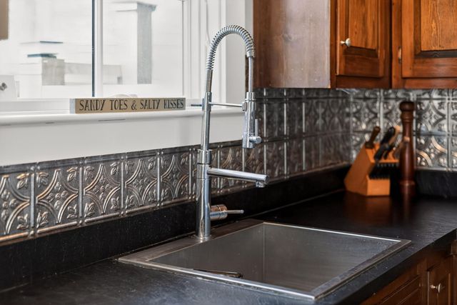 47 Flying Dragon Road, Brewster, MA 02631