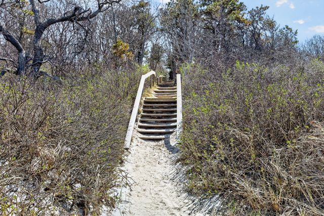 47 Flying Dragon Road, Brewster, MA 02631