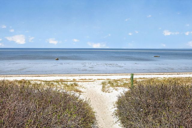 47 Flying Dragon Road, Brewster, MA 02631