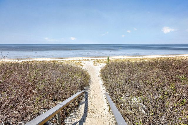 47 Flying Dragon Road, Brewster, MA 02631