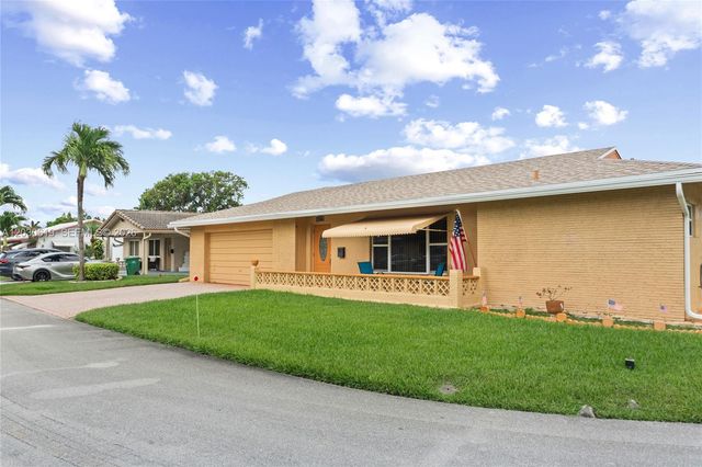 7617 NW 66th Ter, Tamarac, FL 33321