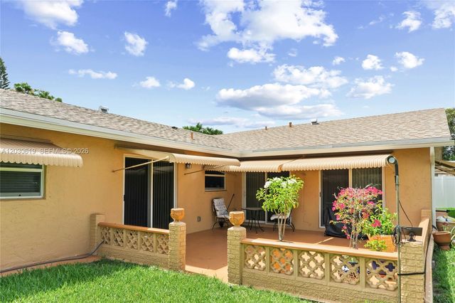 7617 NW 66th Ter, Tamarac, FL 33321