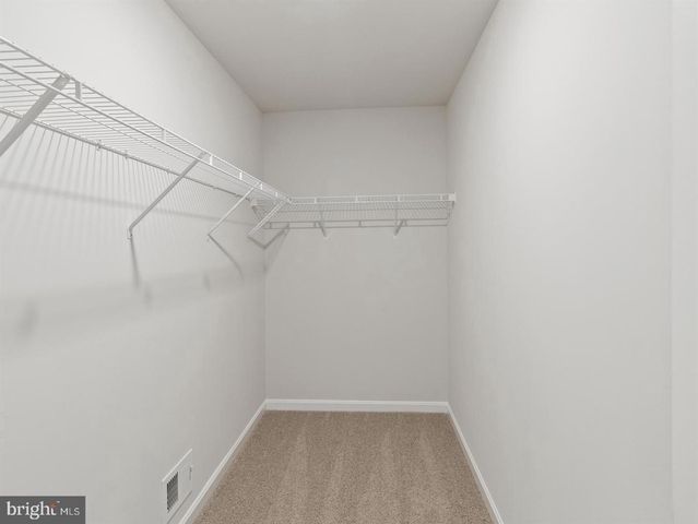 397 GATEHOUSE PL, Charles Town, WV 25414