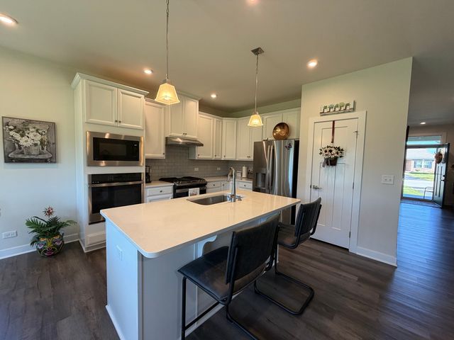 2092 Traemore Lane, New Lenox, IL 60451
