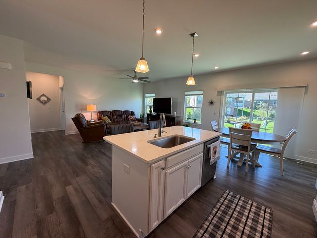 2092 Traemore Lane, New Lenox, IL 60451