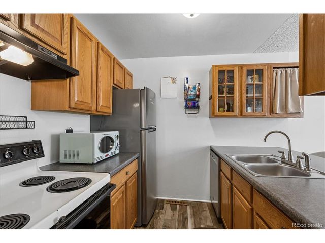 6840 E Mississippi Ave E, Denver, CO 80224