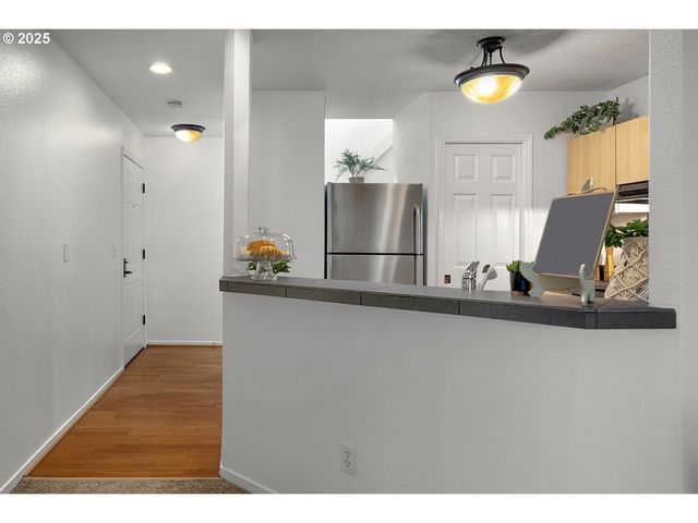 1535 Sw CLAY St 238, Portland, OR 97201