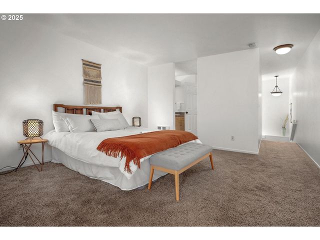 1535 Sw CLAY St 238, Portland, OR 97201