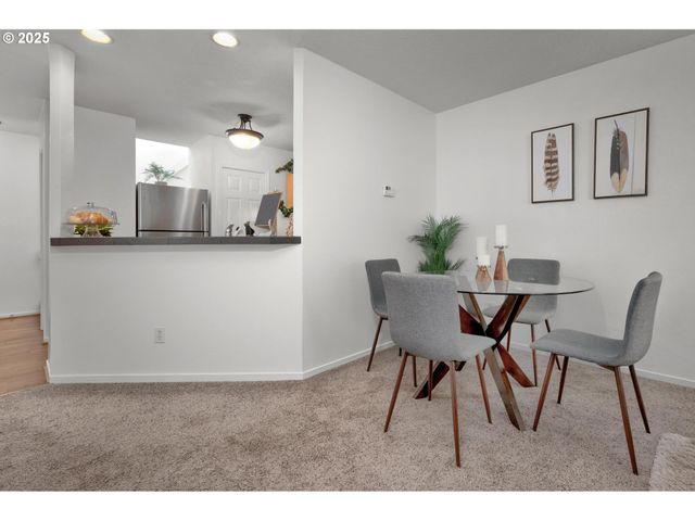 1535 Sw CLAY St 238, Portland, OR 97201