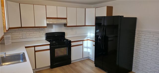 38 Martha Place, Hamburg, NY 14075