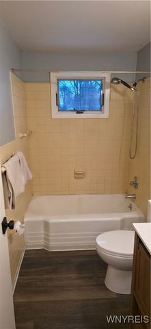 38 Martha Place, Hamburg, NY 14075