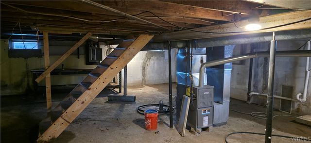 38 Martha Place, Hamburg, NY 14075