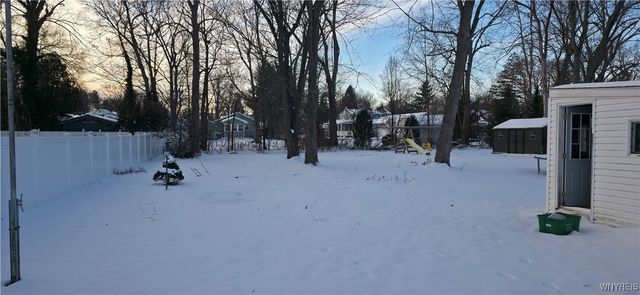 38 Martha Place, Hamburg, NY 14075