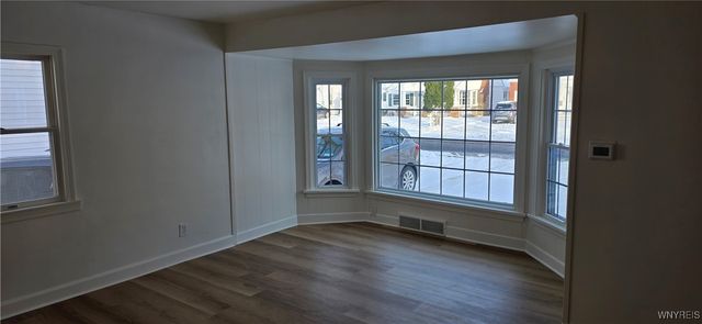 38 Martha Place, Hamburg, NY 14075