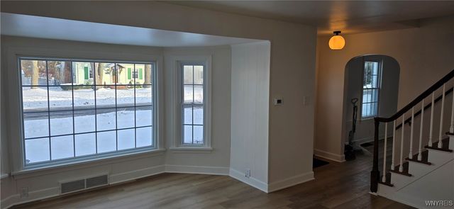 38 Martha Place, Hamburg, NY 14075