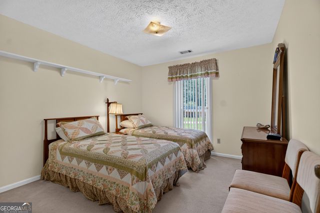 201 Moccasin Trail, Lagrange, GA 30241