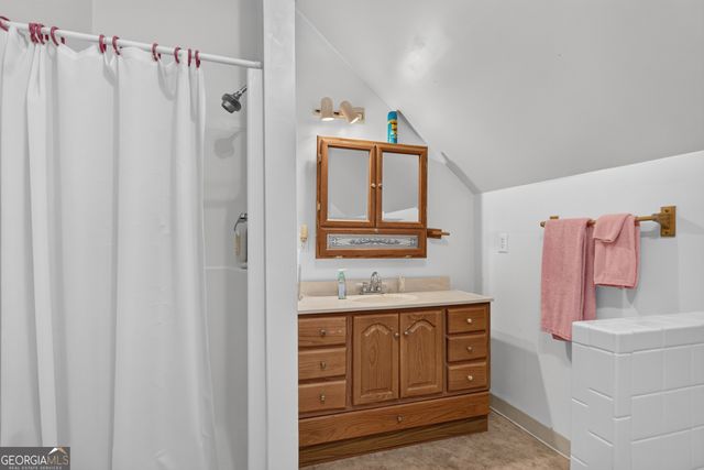 201 Moccasin Trail, Lagrange, GA 30241