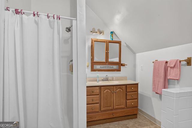 201 Moccasin Trail, Lagrange, GA 30241