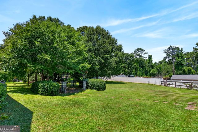 201 Moccasin Trail, Lagrange, GA 30241