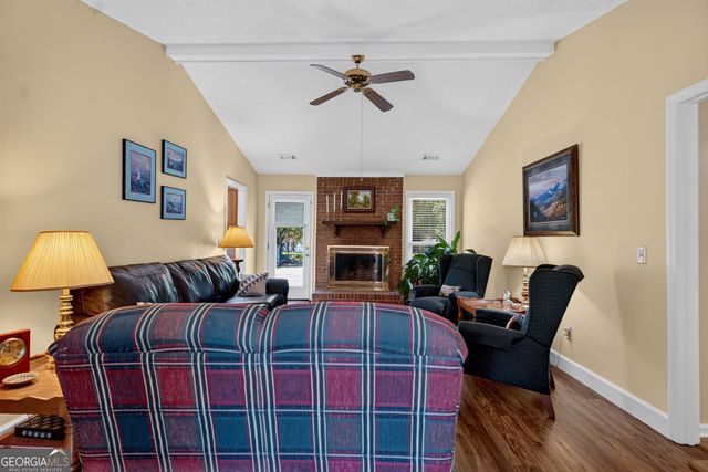201 Moccasin Trail, Lagrange, GA 30241