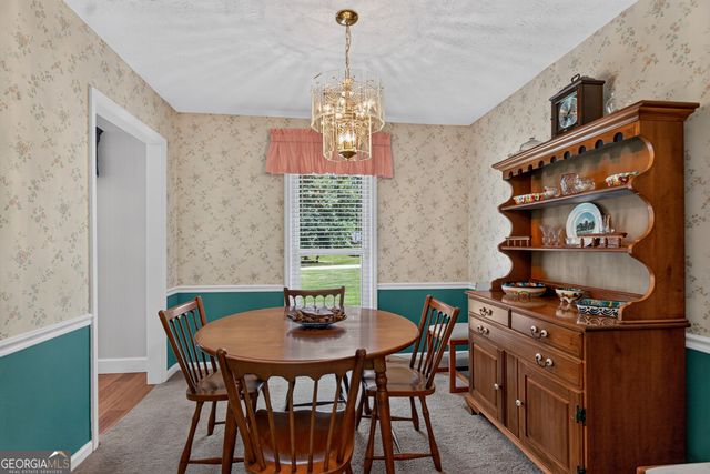 201 Moccasin Trail, Lagrange, GA 30241