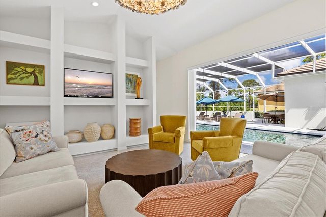 7857 WILTON CRESCENT CIRCLE, University Park, FL 34201