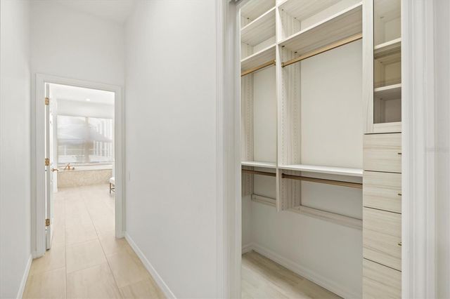 7857 WILTON CRESCENT CIRCLE, University Park, FL 34201