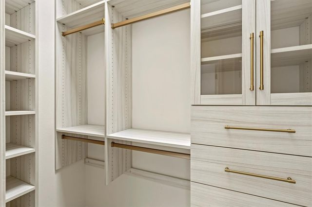 7857 WILTON CRESCENT CIRCLE, University Park, FL 34201