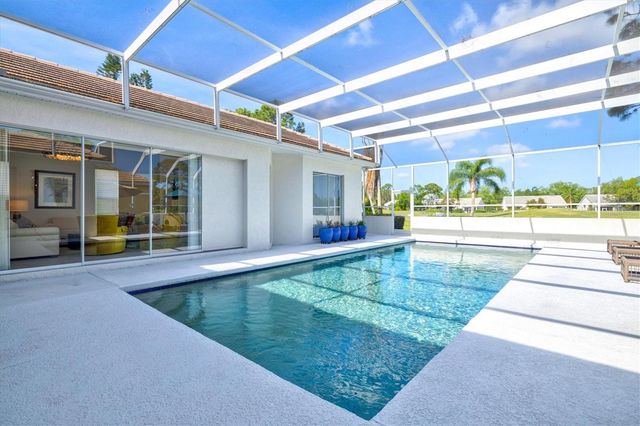 7857 WILTON CRESCENT CIRCLE, University Park, FL 34201