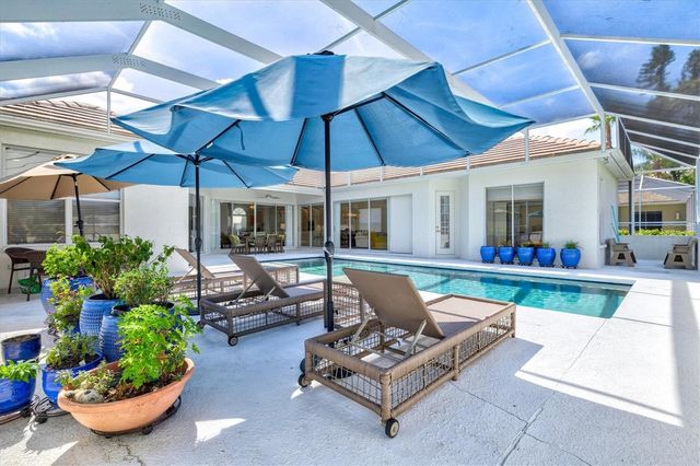 7857 WILTON CRESCENT CIRCLE, University Park, FL 34201