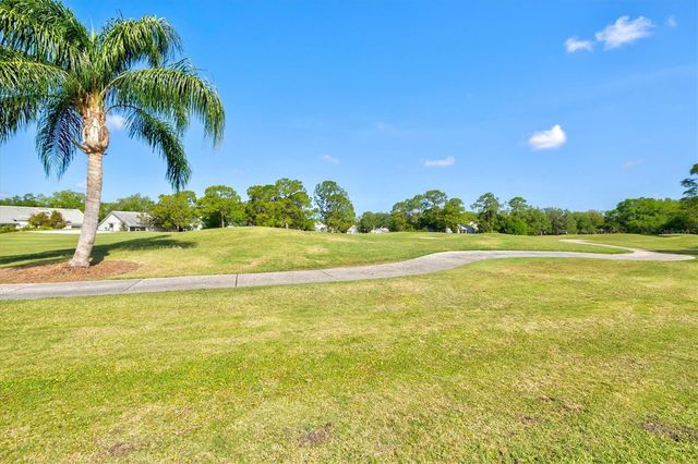 7857 WILTON CRESCENT CIRCLE, University Park, FL 34201