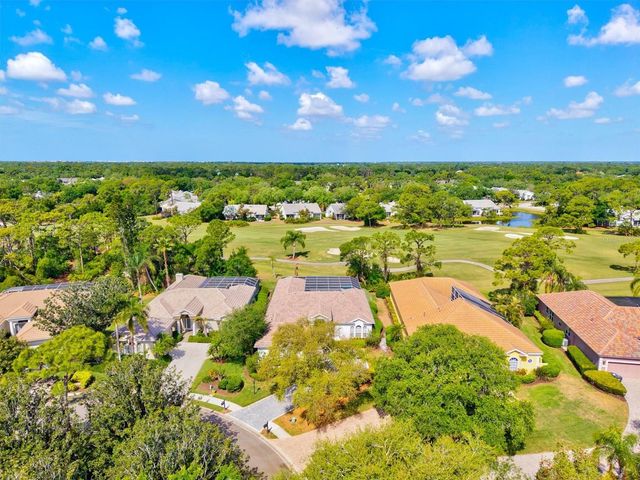 7857 WILTON CRESCENT CIRCLE, University Park, FL 34201