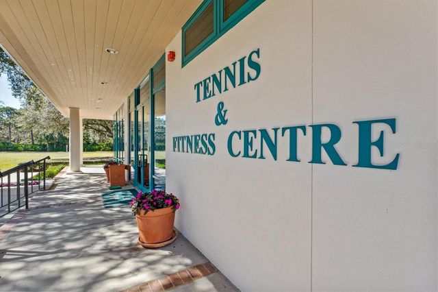 7857 WILTON CRESCENT CIRCLE, University Park, FL 34201