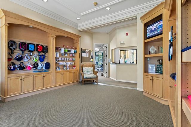 7857 WILTON CRESCENT CIRCLE, University Park, FL 34201