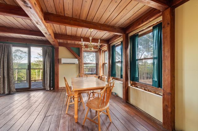 81 Disdam Road, Holderness, NH 03245