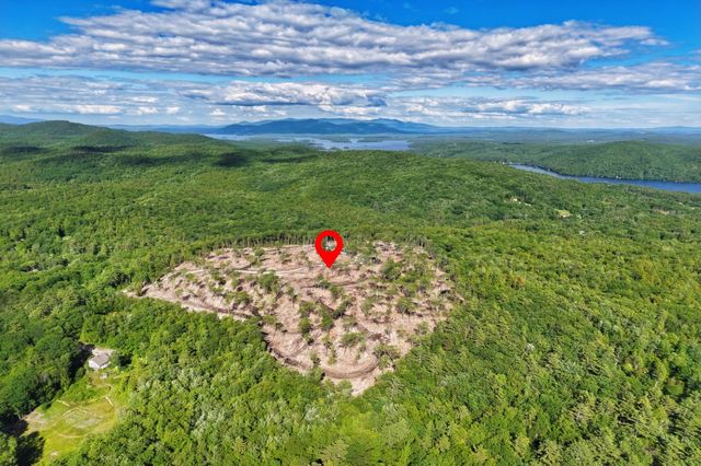 81 Disdam Road, Holderness, NH 03245