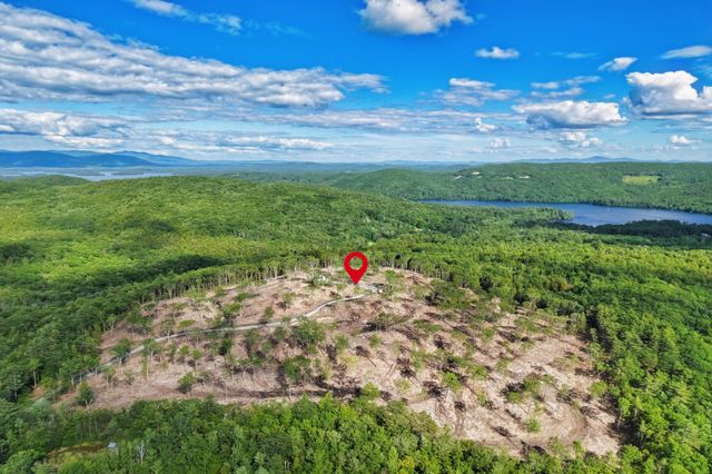 81 Disdam Road, Holderness, NH 03245