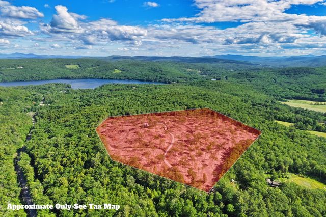 81 Disdam Road, Holderness, NH 03245