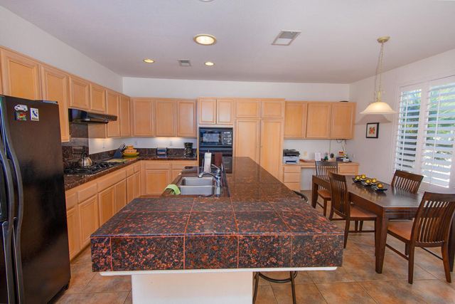 29488 W Laguna Drive, Cathedral City, CA 92234