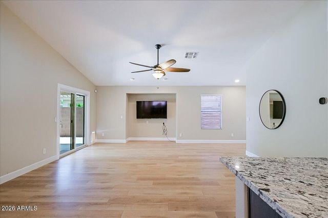 21215 N 92ND Lane, Peoria, AZ 85382