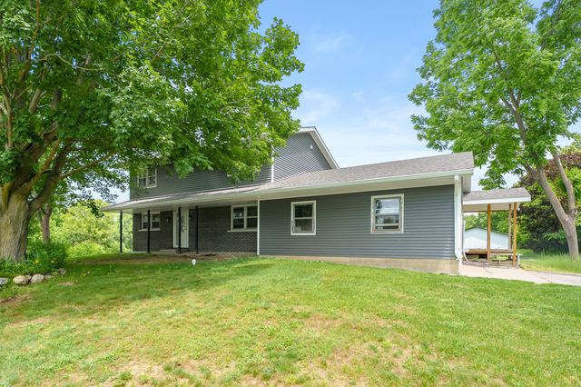 38701 County Road 665, Paw Paw, MI 49079