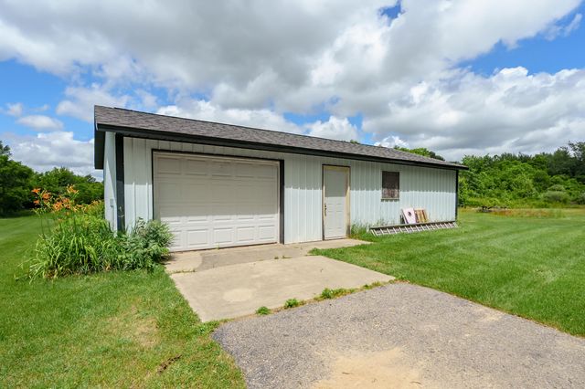 38701 County Road 665, Paw Paw, MI 49079