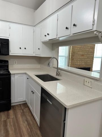 5409 Purple Sage DR B, Austin, TX 78724