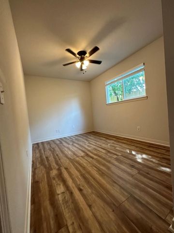 5409 Purple Sage DR B, Austin, TX 78724