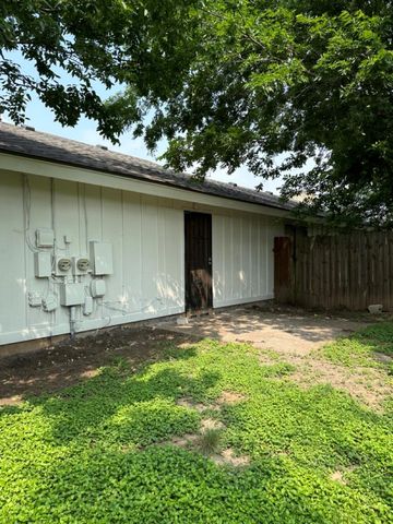 5409 Purple Sage DR B, Austin, TX 78724