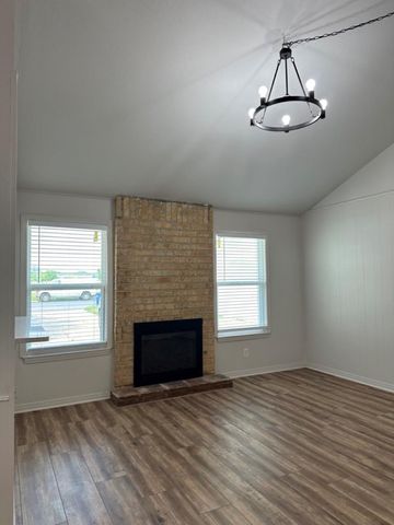 5409 Purple Sage DR B, Austin, TX 78724