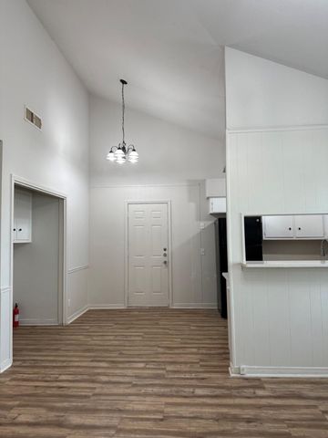 5409 Purple Sage DR B, Austin, TX 78724