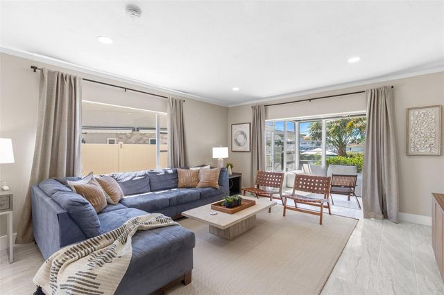 270 SKIFF POINT A1, Clearwater Beach, FL 33767